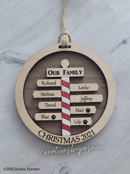 Personalized Christmas Family Ornament, 2022 Wooden Xmas Ornaments With Family Member Names, Custom Holiday Ornament